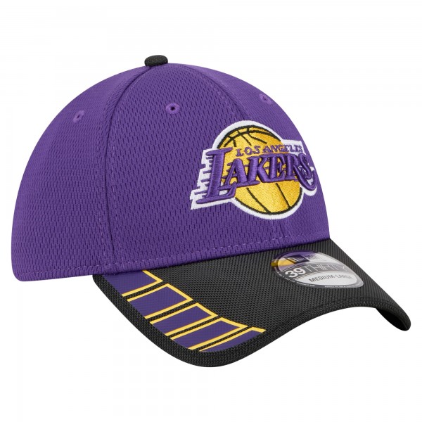 Бейсболка Los Angeles Lakers New Era Purple Visor Hit 39THIRTY