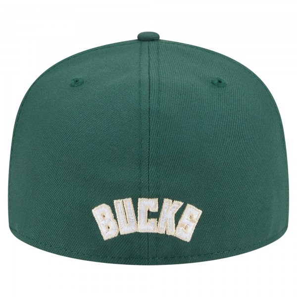 Бейсболка Milwaukee Bucks New Era Hunter Green Deceptor 59FIFTY