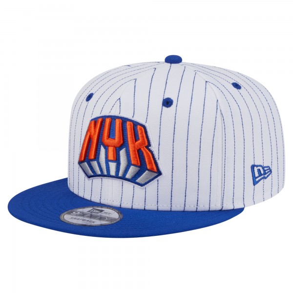 Бейсболка New York Knicks New Era White Deceptor Pinstripe 9FIFTY Snapback