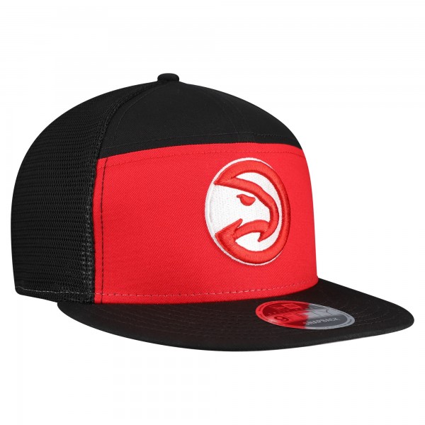 Бейсболка Atlanta Hawks New Era Red/Black Outdoor Split Panel 9FIFTY Snapback