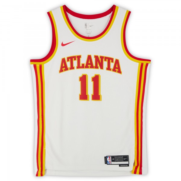Игровая джерси Trae Young Atlanta Hawks Autographed Fanatics Authentic White Nike Association Edition Swingman
