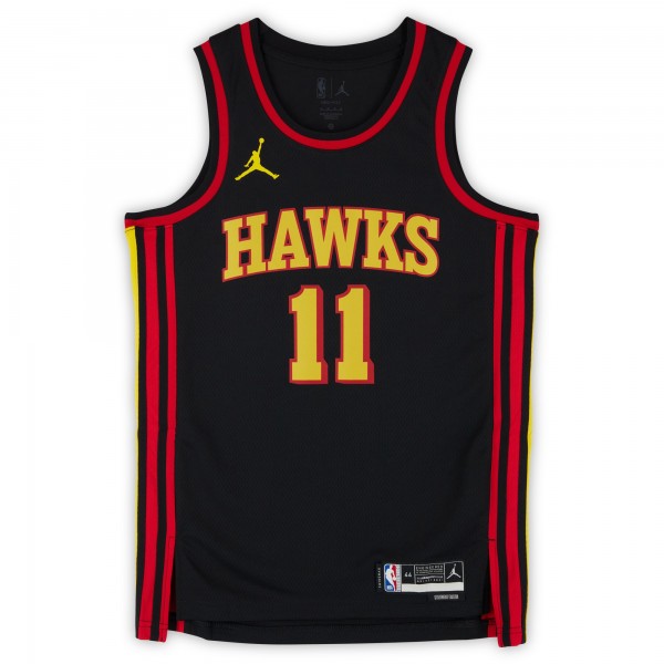 Игровая джерси Trae Young Atlanta Hawks Autographed Fanatics Authentic Black Jordan Brand Statement Edition Swingman with Ice Trae Inscription
