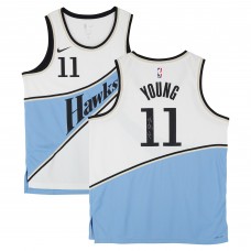 Игровая джерси Trae Young Atlanta Hawks Autographed Fanatics Authentic White Nike 2024-25 City Edition Swingman