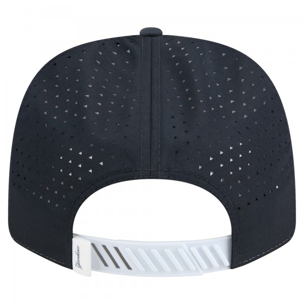 Бейсболка New York Yankees New Era White/Navy Established Patch 9SEVENTY