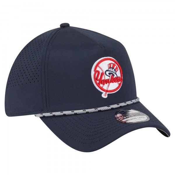 Бейсболка New York Yankees New Era Navy 39THIRTY A-Frame Perforated