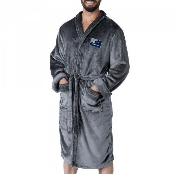 New York Yankees The Northwest Group Charcoal Snipe Personalized Robe