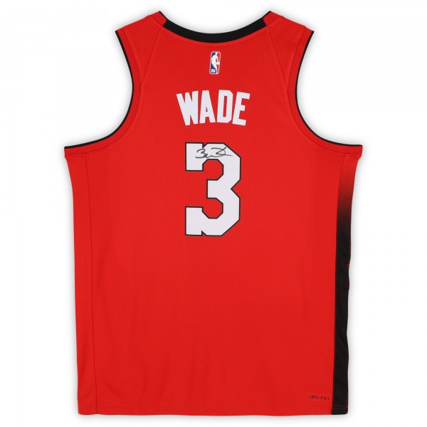Игровая джерси Dwyane Wade Miami Heat Autographed Fanatics Authentic Red 2024-25 City Edition Swingman