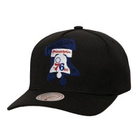 Бейсболка Philadelphia 76ers Mitchell & Ness Black Tilted Pro Pinch