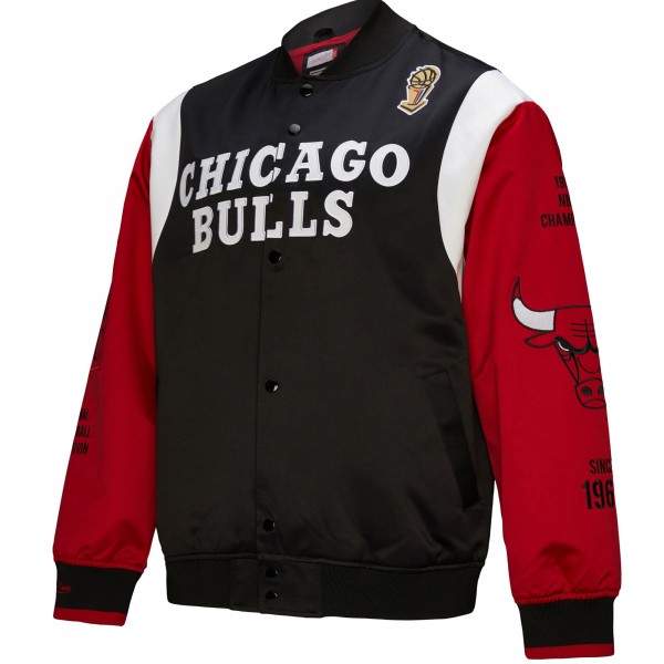 Куртка на кнопках Unisex Chicago Bulls Mitchell & Ness Black Vintage Team Origins Satin