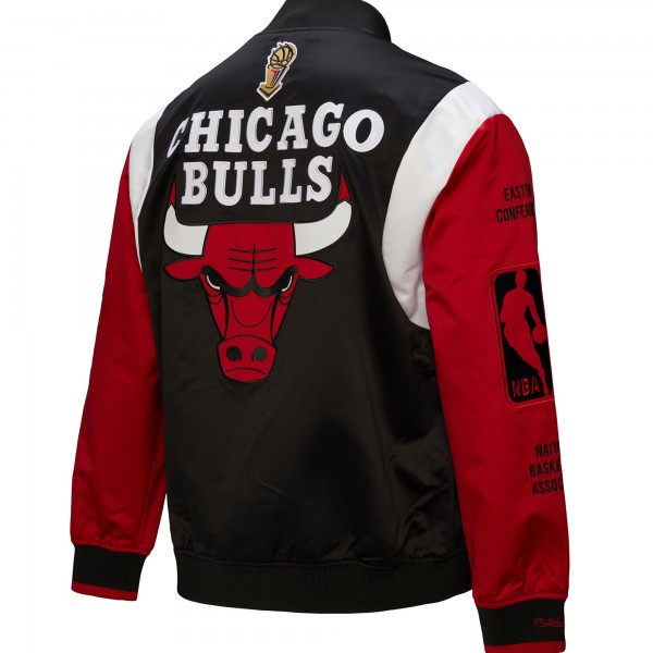 Куртка на кнопках Unisex Chicago Bulls Mitchell & Ness Black Vintage Team Origins Satin