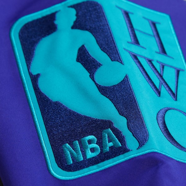 Куртка на кнопках Unisex Charlotte Hornets Mitchell & Ness Teal Vintage Team Origins Satin