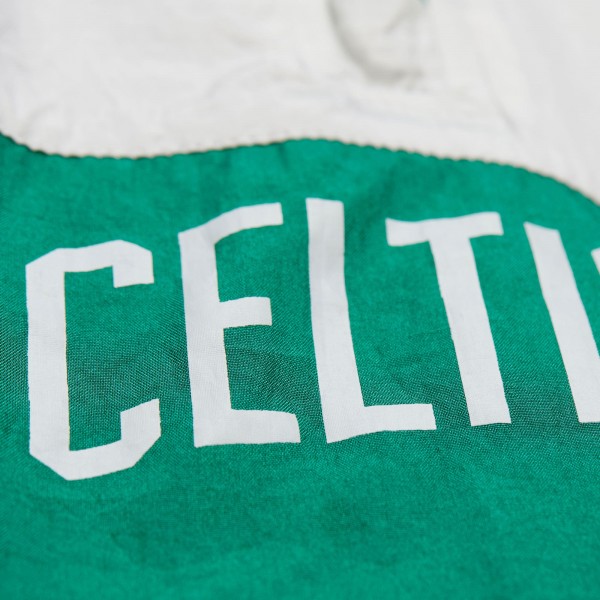Boston Celtics Mitchell & Ness Kelly Green Hardwood Classics Team Origins Anorak Quarter-Zip Windbreaker Jacket