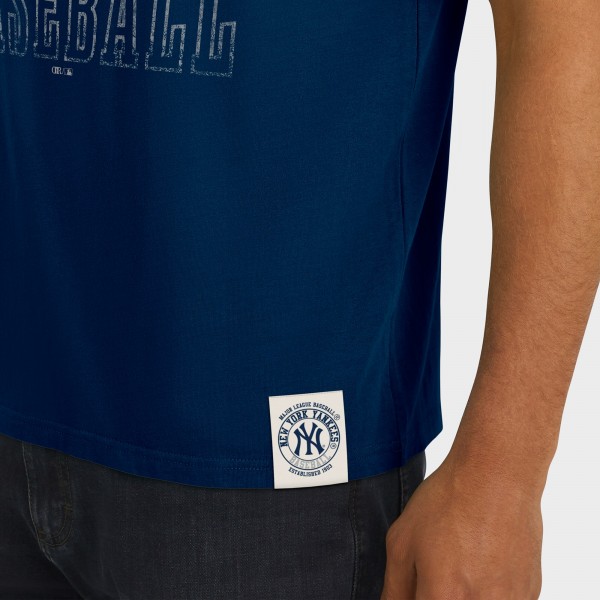 New York Yankees Darius Rucker Collection by Fanatics Navy Distressed Sleeve Stripe T-Shirt