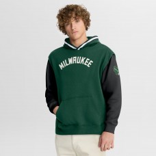 Milwaukee Bucks Fanatics Hunter Green/Black Half Court Shot Clock Fastbreak Hoodie