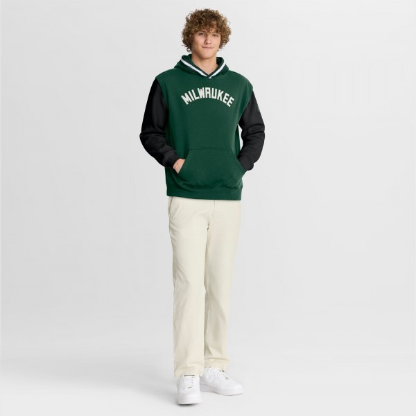 Milwaukee Bucks Fanatics Hunter Green/Black Half Court Shot Clock Fastbreak Hoodie