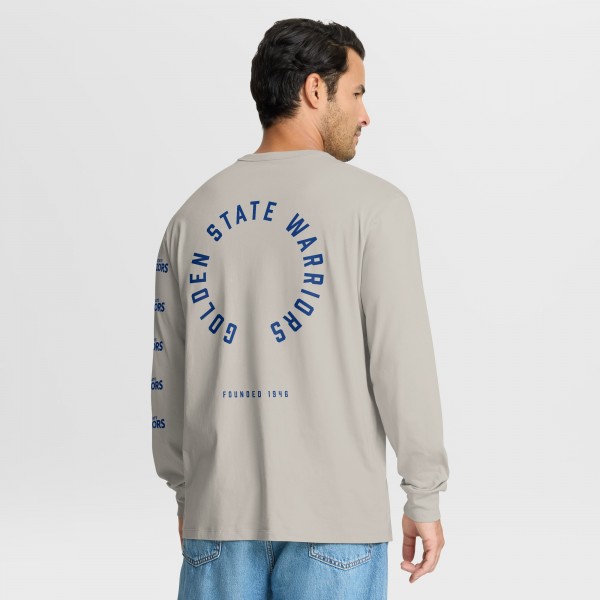 Golden State Warriors Fanatics Cream Crossover Collection Ball Screen Action Premium Long Sleeve T-Shirt