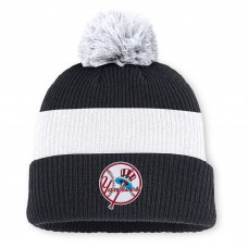 Шапка с помпоном New York Yankees Nike Navy/White Cooperstown Collection Peak Standard