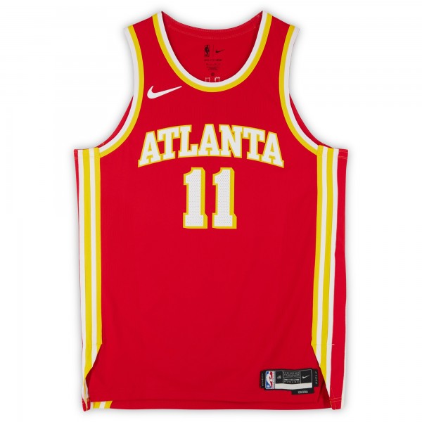 Игровая джерси Trae Young Atlanta Hawks Autographed Fanatics Authentic Red Nike Icon Edition Authentic with Ice Trae Inscription