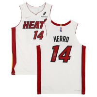 Игровая джерси Tyler Herro Miami Heat Autographed Fanatics Authentic White Nike Association Edition Authentic