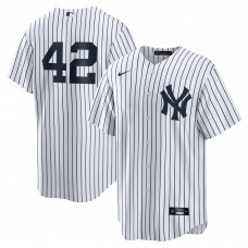 Игровая джерси New York Yankees Mariano Rivera Nike White Home Retired Player Replica