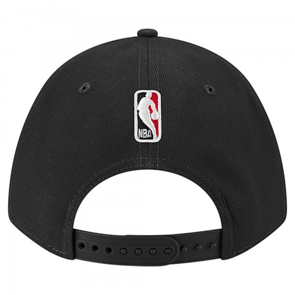 Бейсболка Chicago Bulls New Era Black 9FORTY Stock M-Crown