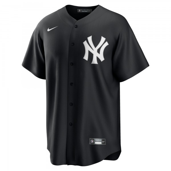 Джерси New York Yankees Jazz Chisholm Jr. Nike Black Replica Player