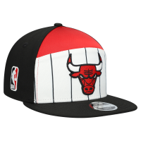 Подростковая Chicago Bulls New Era White/Black 2025 NBA Tip Off Split Panel 9FIFTY Snapback Hat