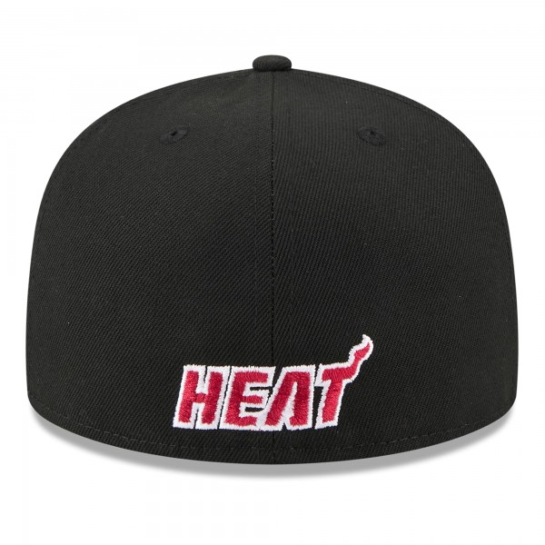 Бейсболка Miami Heat New Era White/Black 2025 NBA Tip Off Split Panel 59FIFTY