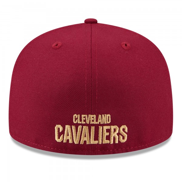 Бейсболка Cleveland Cavaliers New Era White/Wine 2025 NBA Tip Off Split Panel 59FIFTY