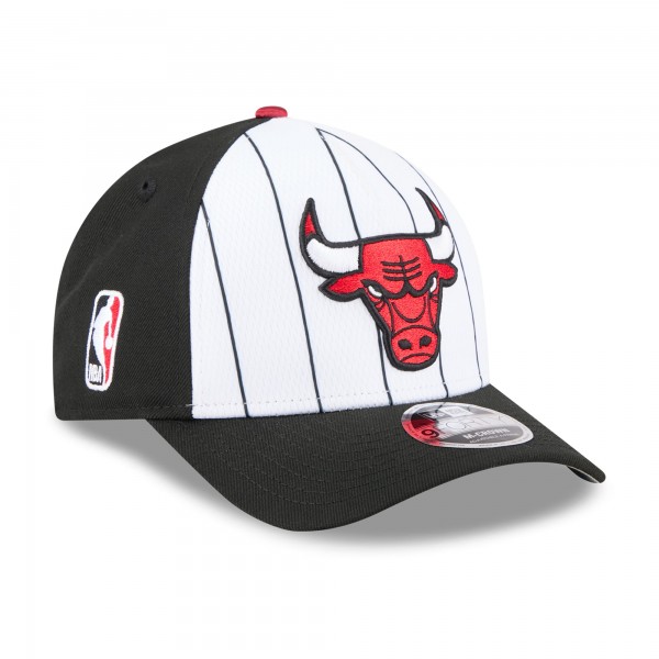 Бейсболка Chicago Bulls New Era White/Black 2025 NBA Tip Off M-Crown A-Frame 9FORTY