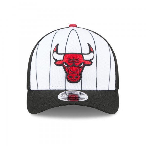 Бейсболка Chicago Bulls New Era White/Black 2025 NBA Tip Off M-Crown A-Frame 9FORTY