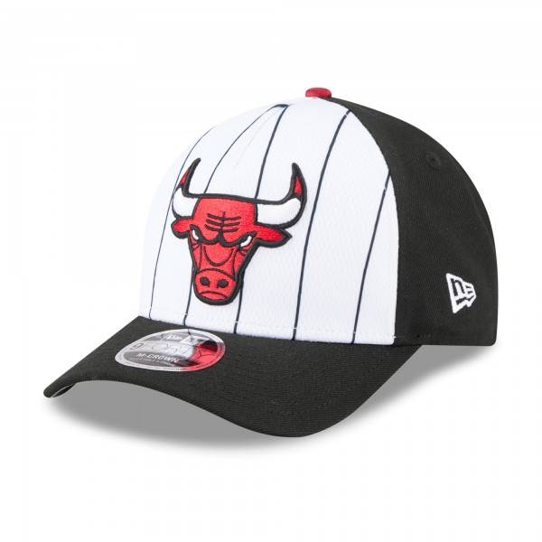 Бейсболка Chicago Bulls New Era White/Black 2025 NBA Tip Off M-Crown A-Frame 9FORTY