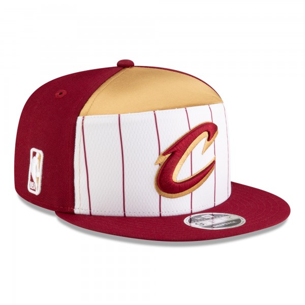 Бейсболка Cleveland Cavaliers New Era White/Wine 2025 NBA Tip Off Split Panel 9FIFTY Snapback