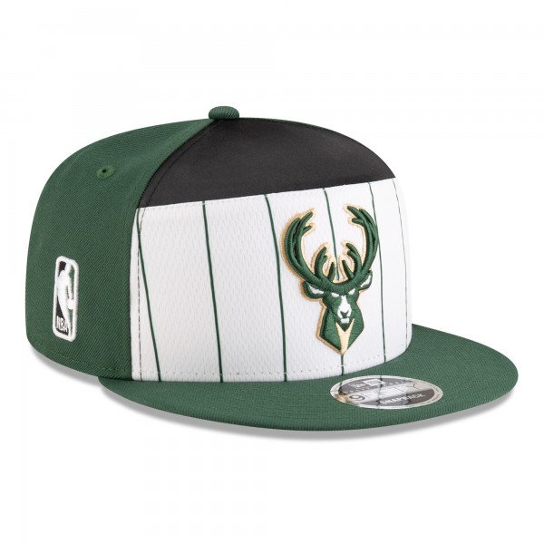 Бейсболка Milwaukee Bucks New Era White/Hunter Green 2025 NBA Tip Off Split Panel 9FIFTY Snapback
