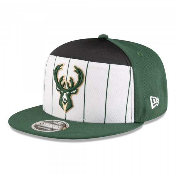 Бейсболка Milwaukee Bucks New Era White/Hunter Green 2025 NBA Tip Off Split Panel 9FIFTY Snapback