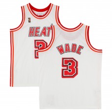Игровая джерси Dwyane Wade Miami Heat Autographed Fanatics Authentic Mitchell & Ness 2007-08 Classic White Swingman