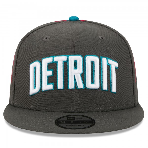 Бейсболка Detroit Pistons New Era 2025/26 City Edition 9FIFTY Snapback - Deep Pewter