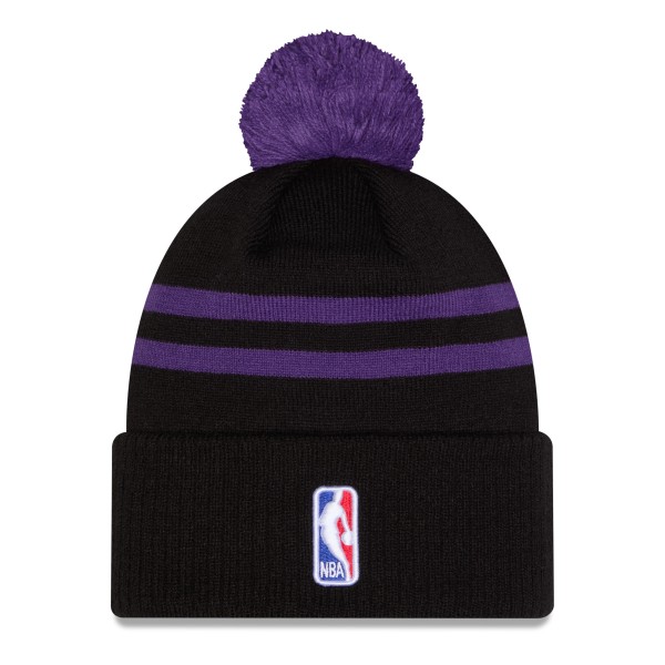 Шапка с помпоном Los Angeles Lakers New Era 2025/26 City Edition - Black/Purple