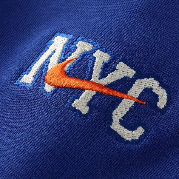 Толстовка New York Knicks Nike Blue 2025/26 City Edition Courtside Remix Premium