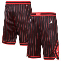 Подростковая Chicago Bulls Jordan Brand Black Statement Edition Swingman Dri-FIT Shorts