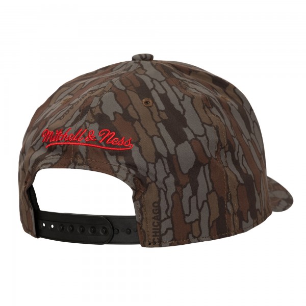 Бейсболка Chicago Bulls Mitchell & Ness Camo Hidden Pro-Crown