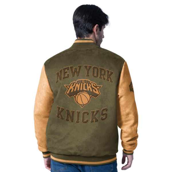Куртка New York Knicks G-III Sports by Carl Banks Olive Infielder Faux Suede Full-Zip Varsity