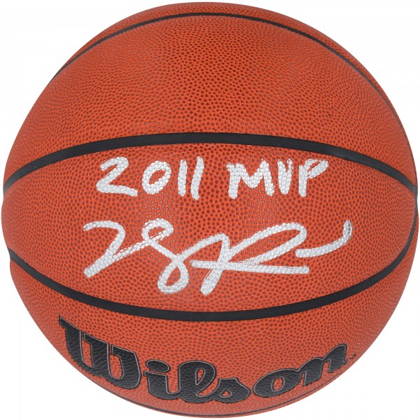 Мяч Derrick Rose Chicago Bulls Autographed Fanatics Authentic Wilson Authentic Series Indoor/Outdoor with 2011 MVP Inscription