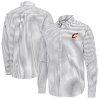 Cleveland Cavaliers Antigua Gray Ellis Woven Tri-Blend Button-Down Shirt