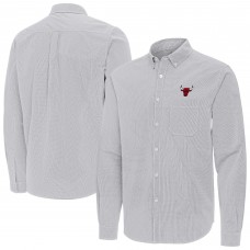 Chicago Bulls Antigua Gray Porter Woven Long Sleeve Button-Down Shirt