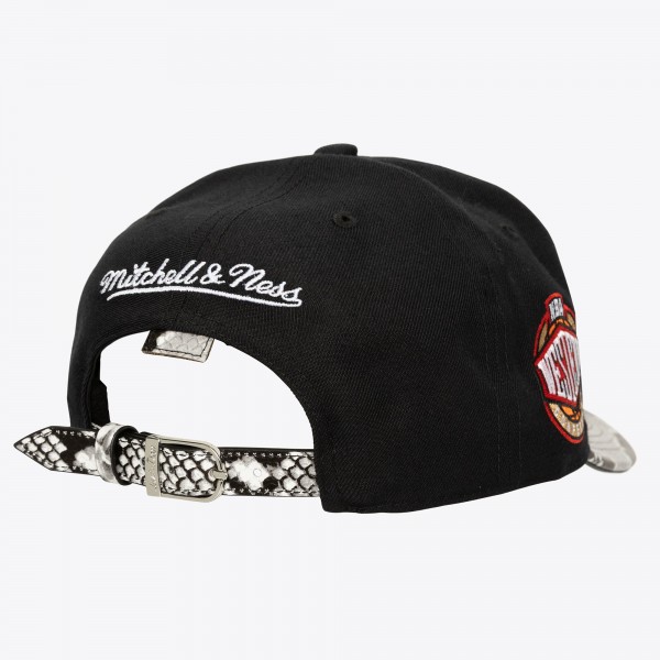 Бейсболка Los Angeles Lakers Mitchell & Ness x Just Don Black I Love This Team Snakeskin