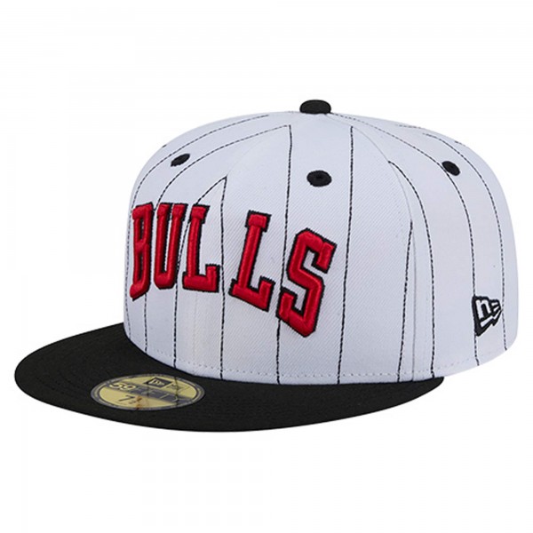 Бейсболка Chicago Bulls New Era White Wordmark Pinstripe 59FIFTY
