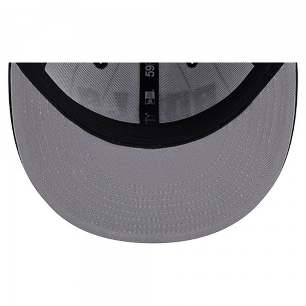 Бейсболка Chicago Bulls New Era White Wordmark Pinstripe 59FIFTY