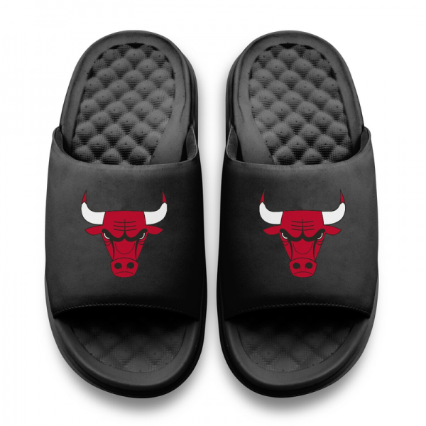 Подростковая Chicago Bulls ISlide Black Primary Motive Slide Sandals