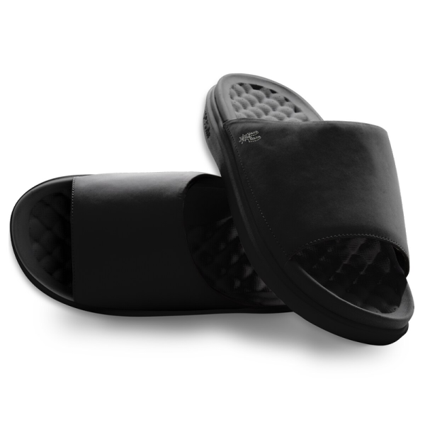 Unisex San Antonio Spurs ISlide Black Minimalistic Motive Slide Sandals